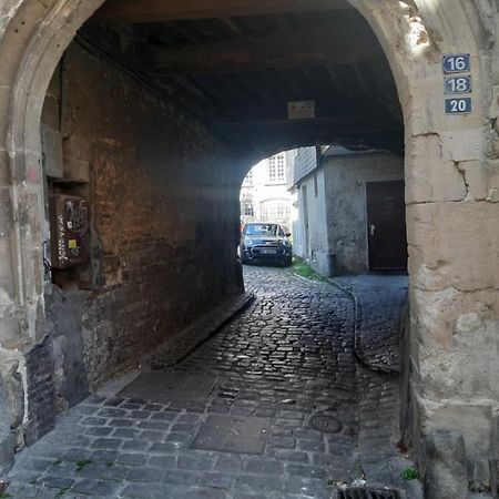 Ferienwohnung Souplex De La Rue Froide Caen Exterior foto