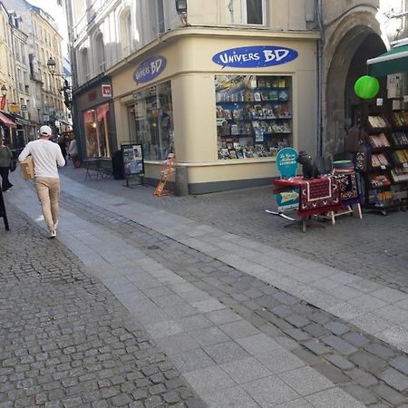 Ferienwohnung Souplex De La Rue Froide Caen Exterior foto